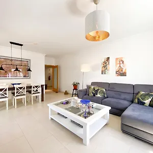 Modern And Spacious In #1939 Lagos