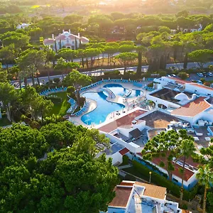 4* Курортный комплекс Four Seasons Country Club
