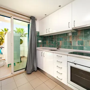 B06 - Top-floor Marina 2 Bed Lagos