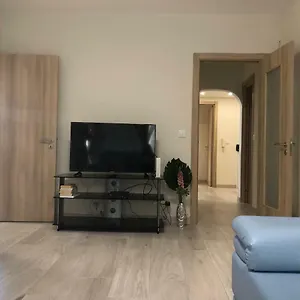 Ferreirinha Apartment