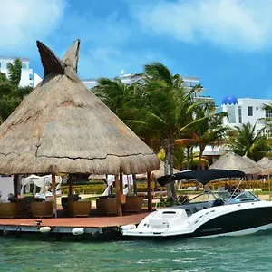 **** Курортный комплекс Sunset Marina & Yacht Club Мексика